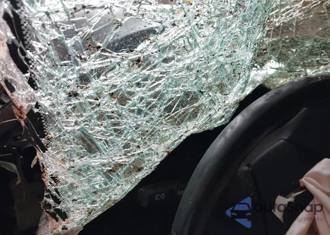 2020 Buick Enclave Awd Essence from USA, damaged, VIN 5GAEVAKW2LJ131218